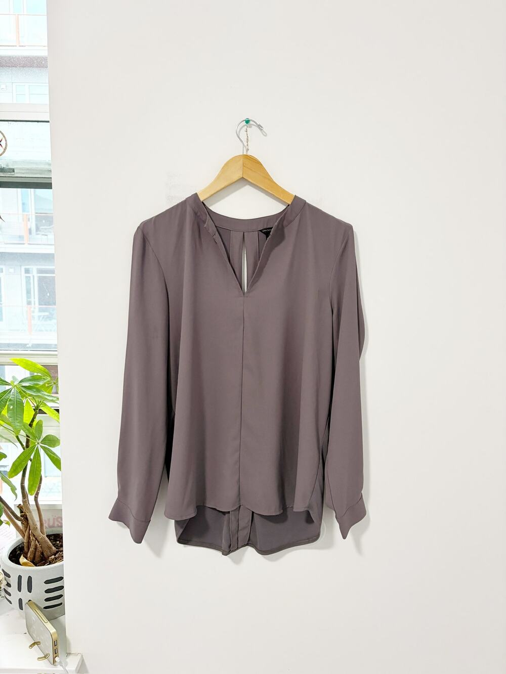 Ann Taylor Gray Long Sleeve Blouse Size Large